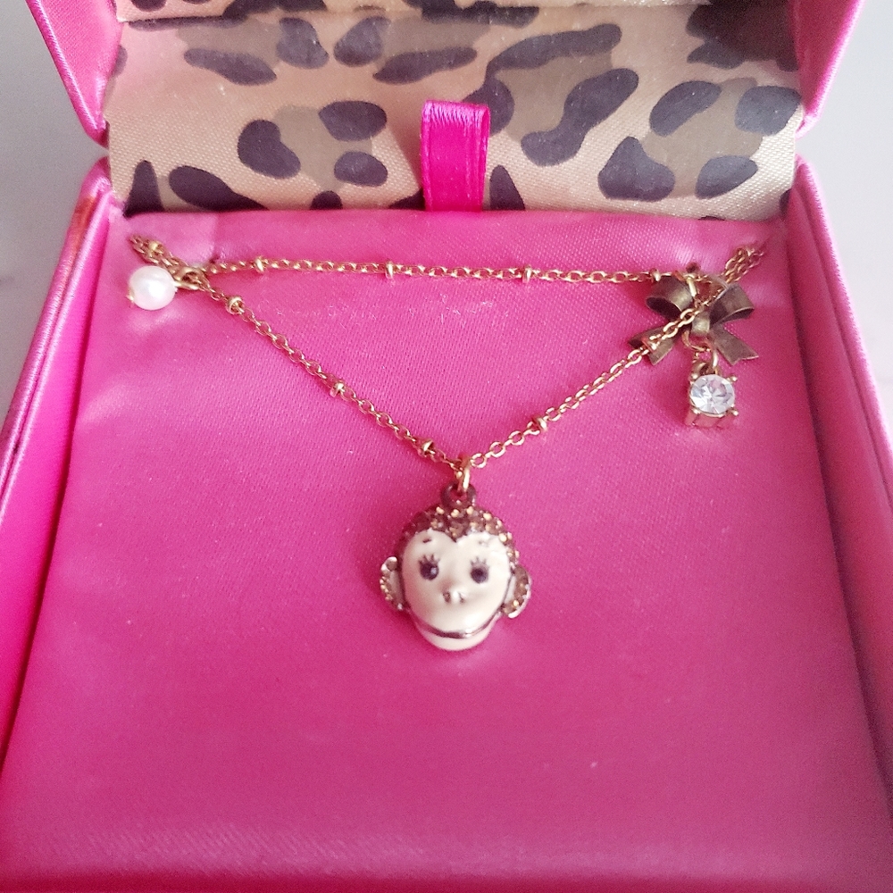 Sale ❤️ Vintage Betsey Johnson Monkey Necklace NWT - Picture 3 of 7